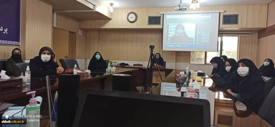 برگزاری مراسم جشن میلاد و همچنین نشست تخصصی تکریم زن و خانواده 10