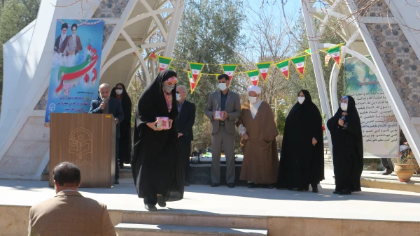 برگزاری جشن پیروزی انقلاب اسلامی در پردیس شهید باهنر فارس 8