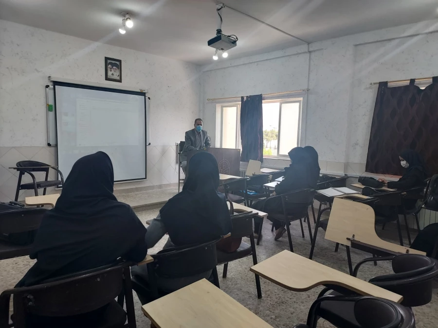 برگزاری کلاس های مقطع کارشناسی ارشد و کارشناسی رشته آموزش ابتدایی در پردیس شهید باهنر  8