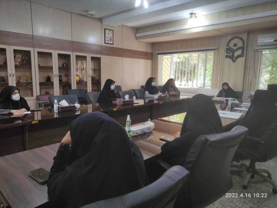 برگزاری جلسه شورای آموزشی درخصوص هفته سرآمدی آموزش 3