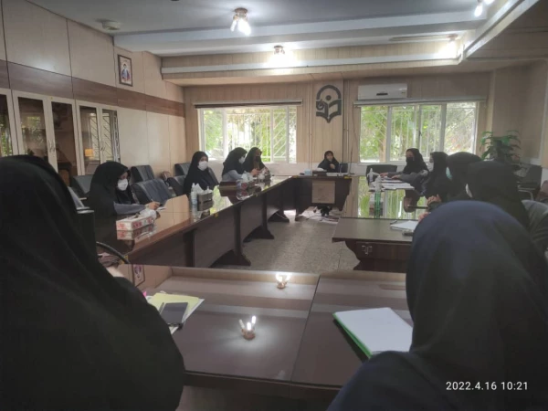 برگزاری جلسه شورای آموزشی درخصوص هفته سرآمدی آموزش 5