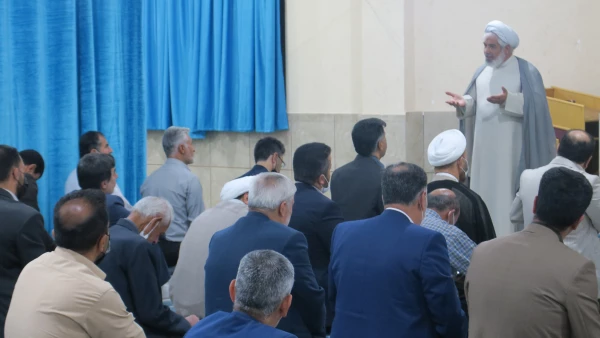 مراسم گرامی داشت یاد و خاطره استاد شهید مرتضی مطهری و هفته معلم به میزبانی دانشگاه فرهنگیان پردیس شهید باهنر شیراز برگزار شد. 6