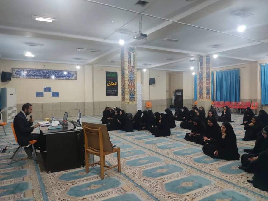 مراسم شب شهادت امام جعفر صادق (ع) به همت دفتر نهاد رهبری دانشگاه و کنگره شهدای دانشجو معلم فارس برگزار شد. 3