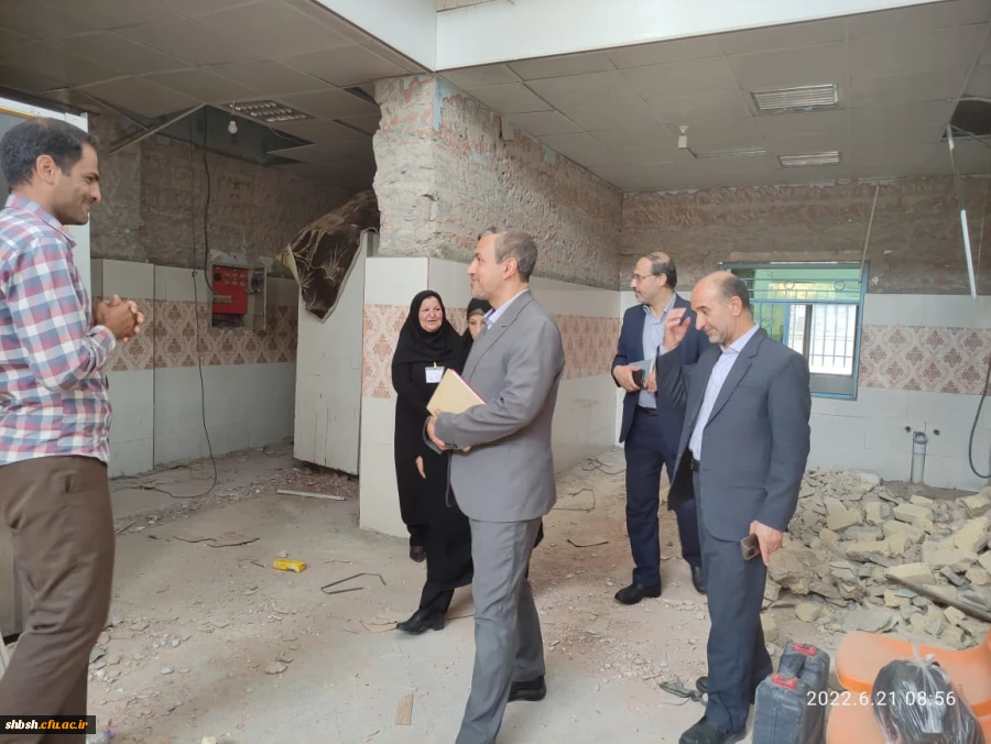 بازدید آقای دکتر میر یونسی مدیر کل محترم پشتیبانی و رفاه کارکنان در دانشگاه فرهنگیان سازمان مرکزی و آقای دکتر زارع شیبانی سرپرست امور پردیس های دانشگاه فرهنگیان استان فارس از میزان پیشرفت تعمیرات مجموعه سلف سرویس و آشپزخانه پردیس شهیدباهنر  2