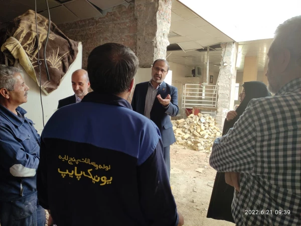 بازدید آقای دکتر میر یونسی مدیر کل محترم پشتیبانی و رفاه کارکنان در دانشگاه فرهنگیان سازمان مرکزی و آقای دکتر زارع شیبانی سرپرست امور پردیس های دانشگاه فرهنگیان استان فارس از میزان پیشرفت تعمیرات مجموعه سلف سرویس و آشپزخانه پردیس شهیدباهنر  4