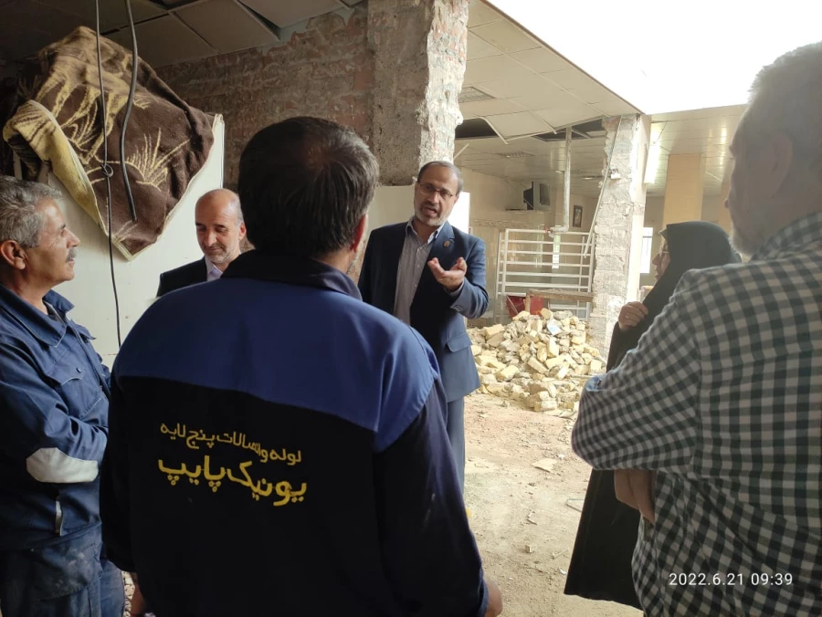 بازدید آقای دکتر میر یونسی مدیر کل محترم پشتیبانی و رفاه کارکنان در دانشگاه فرهنگیان سازمان مرکزی و آقای دکتر زارع شیبانی سرپرست امور پردیس های دانشگاه فرهنگیان استان فارس از میزان پیشرفت تعمیرات مجموعه سلف سرویس و آشپزخانه پردیس شهیدباهنر  4