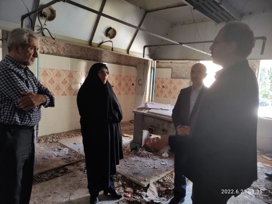 بازدید آقای دکتر میر یونسی مدیر کل محترم پشتیبانی و رفاه کارکنان در دانشگاه فرهنگیان سازمان مرکزی و آقای دکتر زارع شیبانی سرپرست امور پردیس های دانشگاه فرهنگیان استان فارس از میزان پیشرفت تعمیرات مجموعه سلف سرویس و آشپزخانه پردیس شهیدباهنر  7