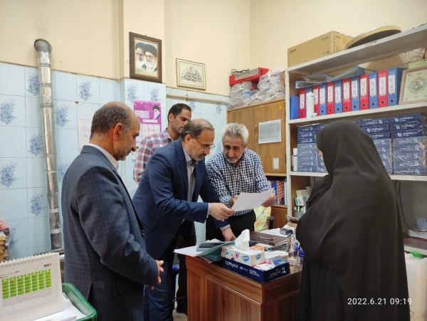 بازدید آقای دکتر میر یونسی مدیر کل محترم پشتیبانی و رفاه کارکنان در دانشگاه فرهنگیان سازمان مرکزی و آقای دکتر زارع شیبانی سرپرست امور پردیس های دانشگاه فرهنگیان استان فارس از میزان پیشرفت تعمیرات مجموعه سلف سرویس و آشپزخانه پردیس شهیدباهنر  12