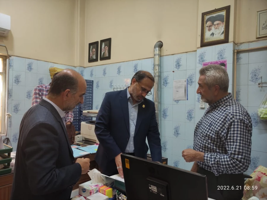 بازدید آقای دکتر میر یونسی مدیر کل محترم پشتیبانی و رفاه کارکنان در دانشگاه فرهنگیان سازمان مرکزی و آقای دکتر زارع شیبانی سرپرست امور پردیس های دانشگاه فرهنگیان استان فارس از میزان پیشرفت تعمیرات مجموعه سلف سرویس و آشپزخانه پردیس شهیدباهنر  16