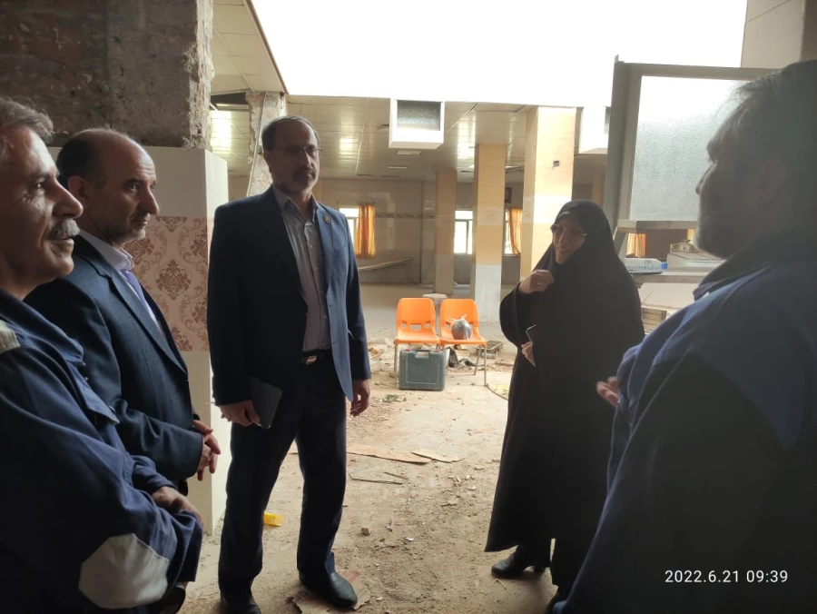 بازدید آقای دکتر میر یونسی مدیر کل محترم پشتیبانی و رفاه کارکنان در دانشگاه فرهنگیان سازمان مرکزی و آقای دکتر زارع شیبانی سرپرست امور پردیس های دانشگاه فرهنگیان استان فارس از میزان پیشرفت تعمیرات مجموعه سلف سرویس و آشپزخانه پردیس شهیدباهنر  19