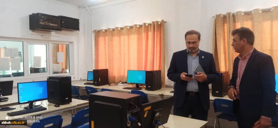 بازدید آقای دکتر میریونسی مدیر کل محترم پشتیبانی و رفاه کارکنان در دانشگاه فرهنگیان سازمان مرکزی و آقای دکتر زارع شیبانی سرپرست امور پردیس های استان فارس از برگزاری امتحانات پایان ترم دانشجو معلمان پردیس شهید باهنر 2