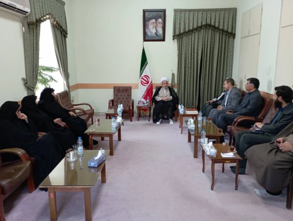 دیدار رؤسای پردیس ها و مراکز استان فارس با آیت الله دژکام نماینده ولی فقیه در استان فارس و امام جمعه شیراز 2