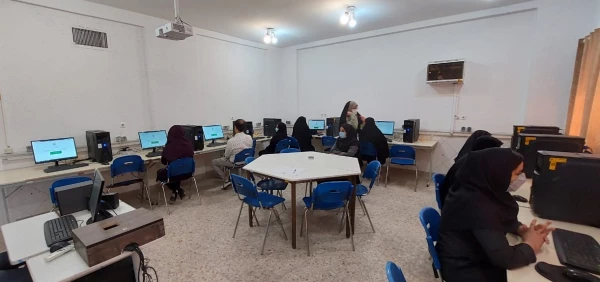 آزمون جبرانی اصلح مهارت آموزان سری پنجم به صورت حضوری-الکترونیکی برگزار گردید. 2