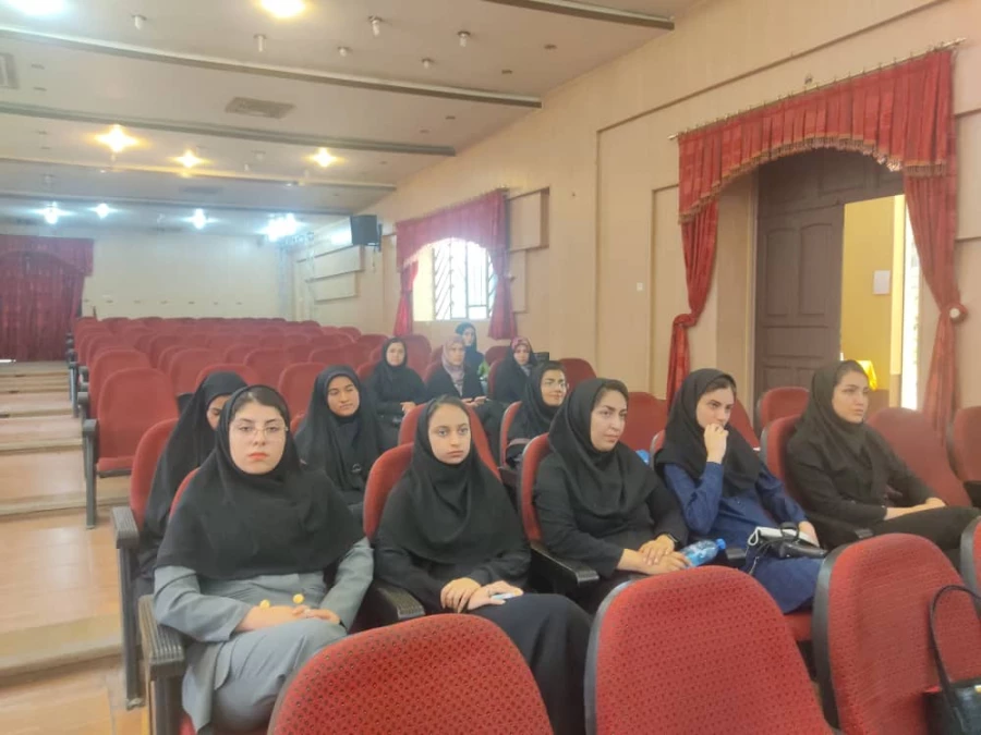 برگزاری کارگاه آموزشی پیشگیری رشد مدار در دانشگاه فرهنگیان استان فارس 5