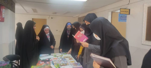 برگزاری نمایشگاه کتاب کودک و نوجوان در دانشگاه فرهنگیان فارس 2