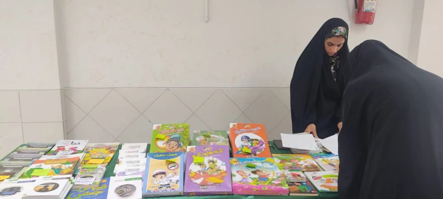 برگزاری نمایشگاه کتاب کودک و نوجوان در دانشگاه فرهنگیان فارس 7