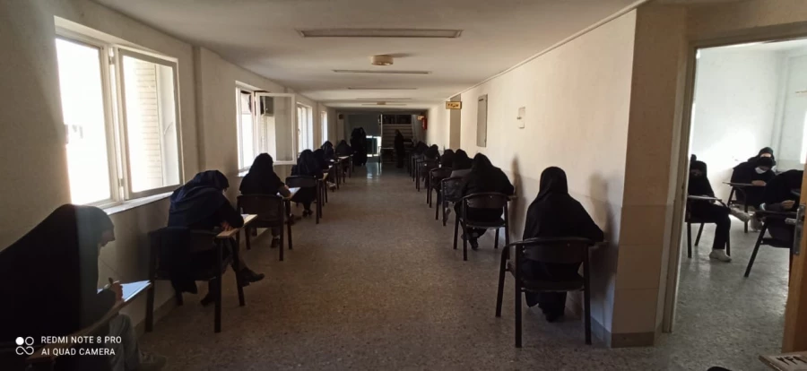 آزمون پایانی دوره تابستانی نیم سال سوم تحصیلی ۱۴۰۱ در پردیس شهید باهنر 5