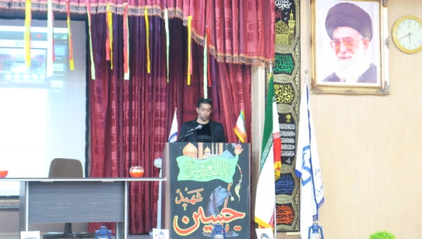 برگزاری سومین شب شعر عاشورایی در پردیس شهید باهنر فارس 10