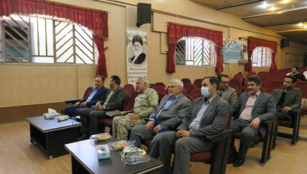 برگزاری سومین شب شعر عاشورایی در پردیس شهید باهنر فارس 11