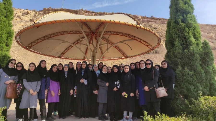 برگزاری برنامه پیاده روی به مناسبت هفته تربیت بدنی با حضور کارکنان و دانشجومعلمان پردیس شهید باهنر  6