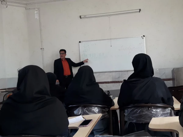 برگزاری کارگاه هنرهای آوایی با محوریت کرال و سرود برای دانشجومعلمان در پردیس شهید باهنر 3