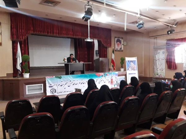 برگزاری کارگاه هنرهای آوایی با محوریت کرال و سرود برای دانشجومعلمان در پردیس شهید باهنر 9