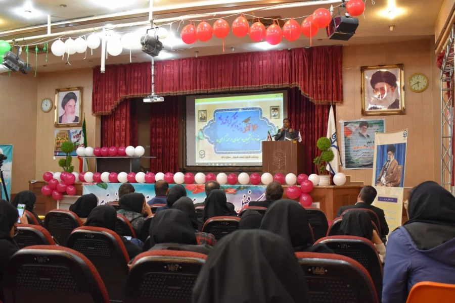 مراسم جشن روز دانشجو در پردیس شهید باهنر شیراز با حضور پر شور دانشجویان  7