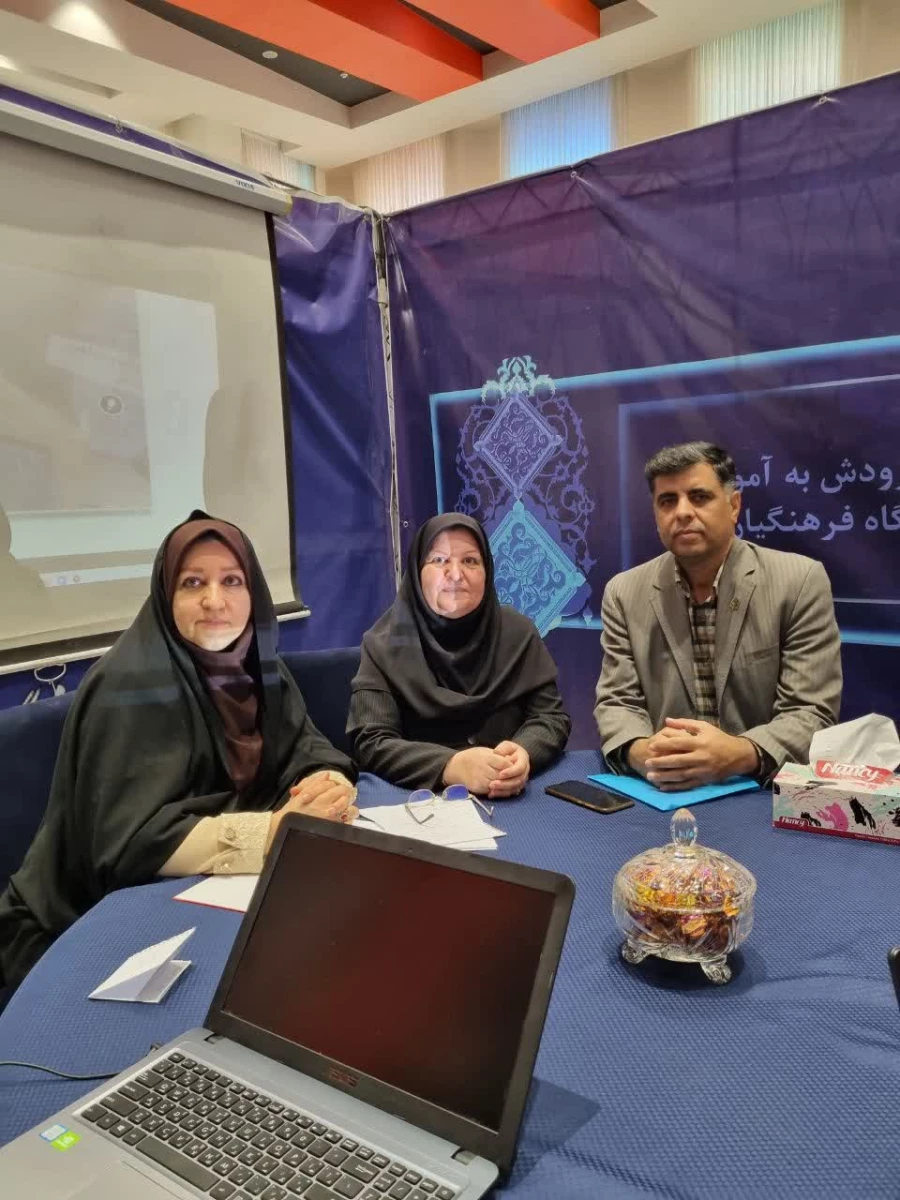 برپایی غرفه فن بازار دانشگاه فرهنگیان استان فارس 15