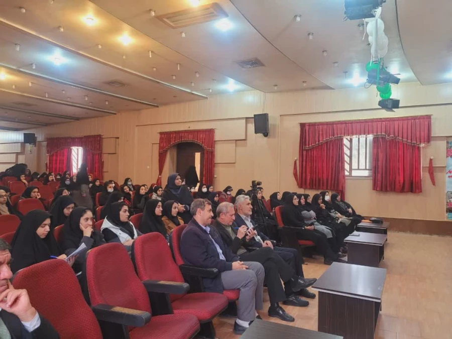 یادواره سومین سالگرد شهادت سرداردلها سپهبد حاج قاسم سلیمانی در پردیس شهیدباهنر 3