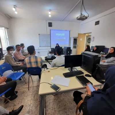 جلسه نشست صمیمانه با دانشجویان کارشناسی ارشد 4