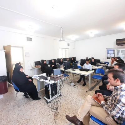 جلسه نشست صمیمانه با دانشجویان کارشناسی ارشد 6