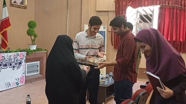 طرح آموزشی،تربیتی و فرهنگی ″معراج″ دانشگاه فرهنگیان استان فارس با محوریت نماز 
 3