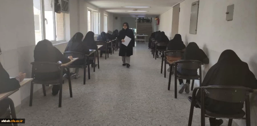 برگزاری امتحانات پایانی ترم دوم سال تحصیلی ۱۴۰۲-۱۴۰۱ در پردیس شهید باهنر فارس 2