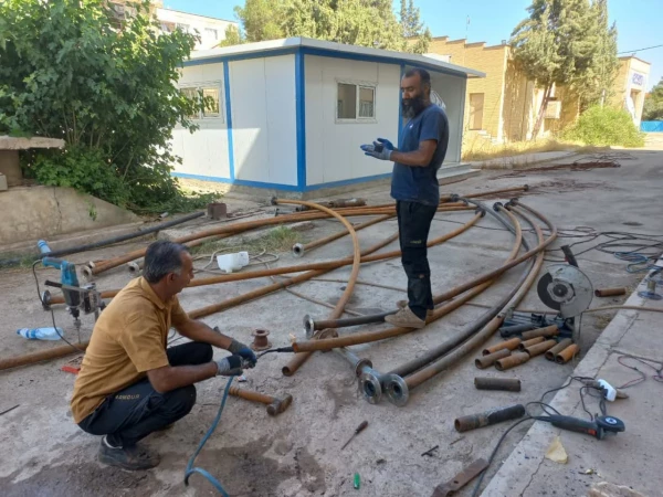 انجام عملیات ترمیم و لوله گزاری چاه عمیق پردیس شهید باهنر فارس  ۲۱ تیرماه ۱۴۰۲ 3