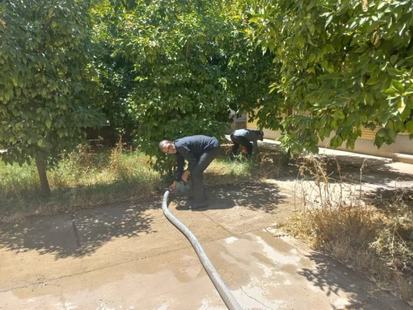 آبرسانی با تانکر آب شهرداری 4