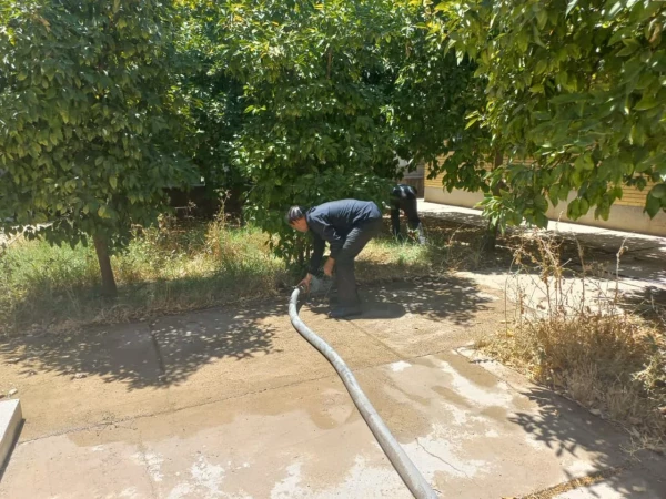 آبرسانی با تانکر آب شهرداری 7