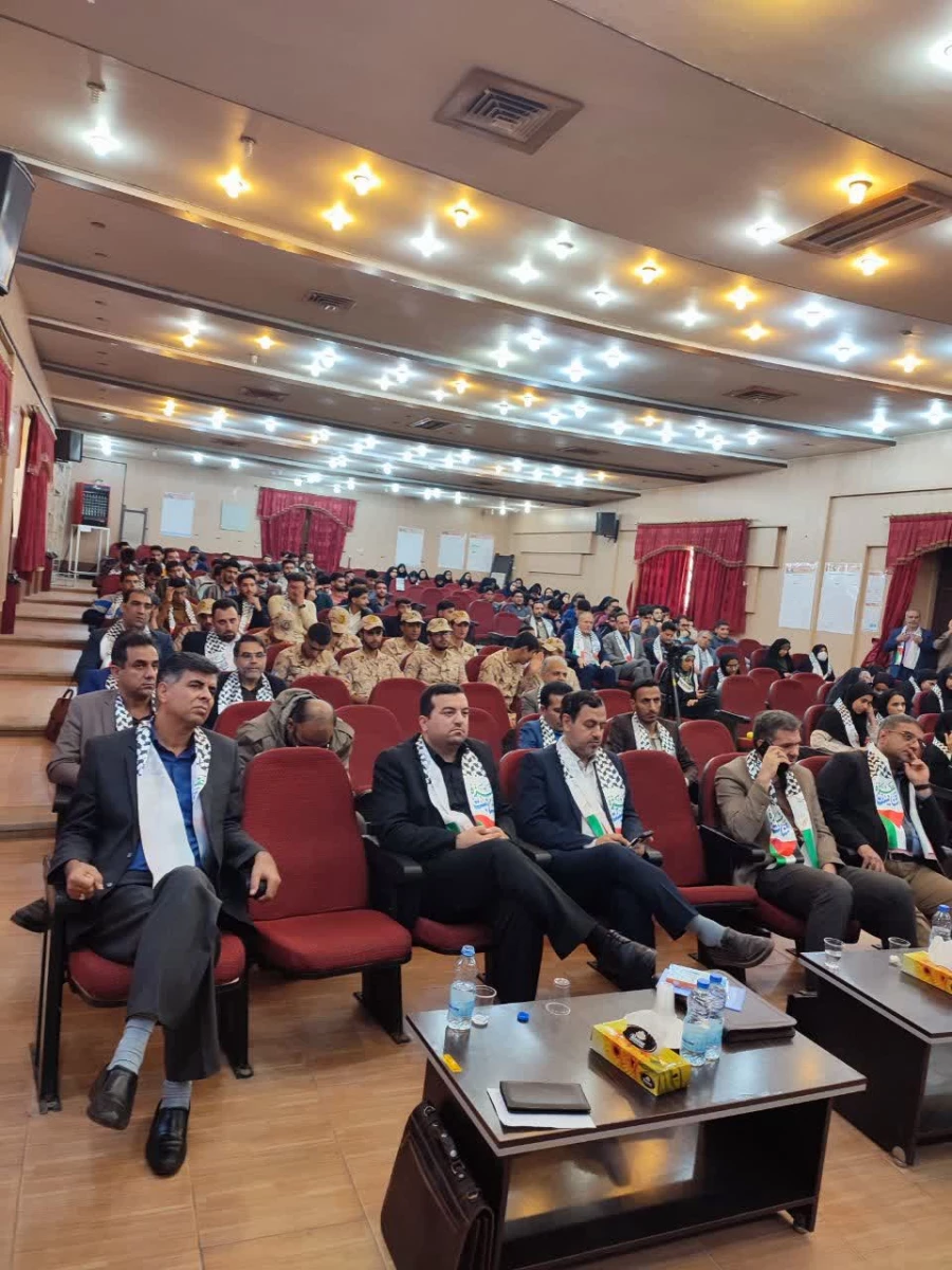 برگزاری مراسم ویژه هفته بسیج در پردیس شهید باهنر فارس 9