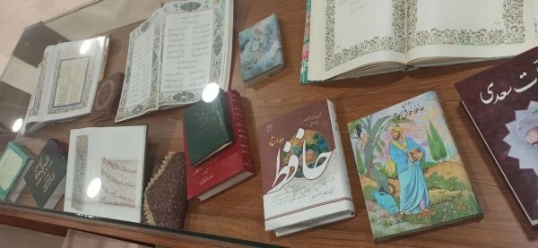 بازدید تعدادی از اساتید، کارکنان و دانشجومعلمان از مرکز استنادی و پایش علم و فناوری جهان اسلام  5