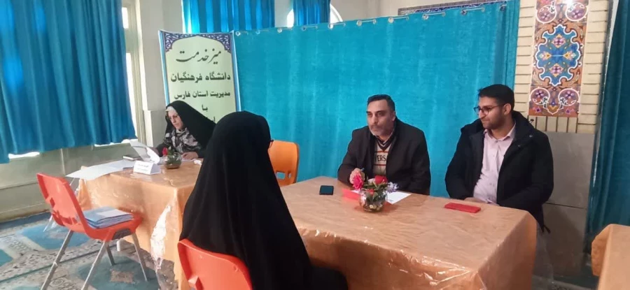 حضور دکتر زارع شیبانی به همراه  مسئولان پردیس و  مدیریت استانی در پردیس شهید باهنر 6