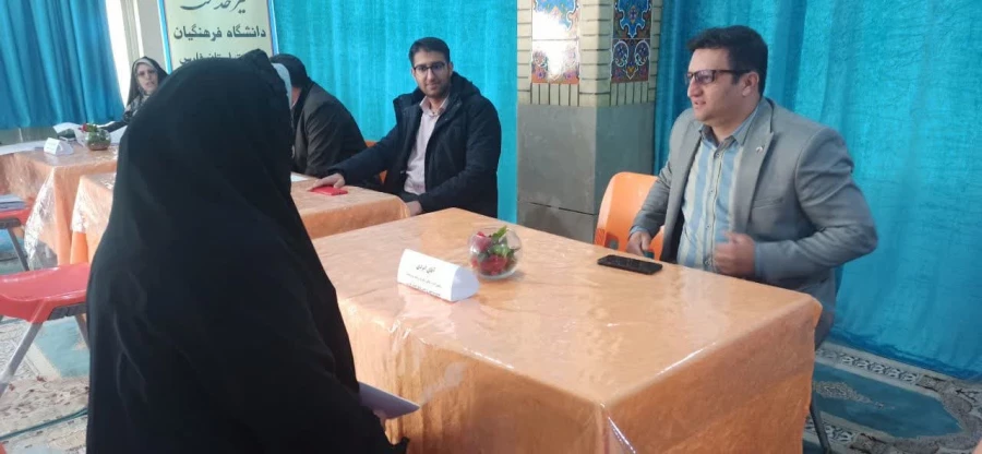 حضور دکتر زارع شیبانی به همراه  مسئولان پردیس و  مدیریت استانی در پردیس شهید باهنر 8