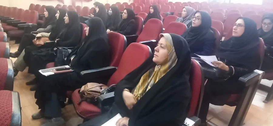 جلسه هم اندیشی  اساتید پردیس شهید باهنر برگزار شد 5