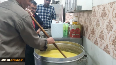 پخت شله زرد نذری در پردیس شهید باهنر فارس به مناسببت ایام میلاد امام زمان (عج)