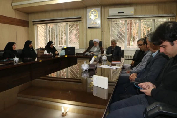 حجة الاسلام و المسلمین حسین طائب
مشاور عالی فرمانده کل سپاه و ریاست سابق اطلاعات سپاه 2