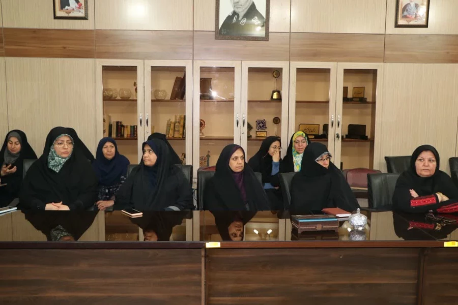 حجة الاسلام و المسلمین حسین طائب
مشاور عالی فرمانده کل سپاه و ریاست سابق اطلاعات سپاه 3