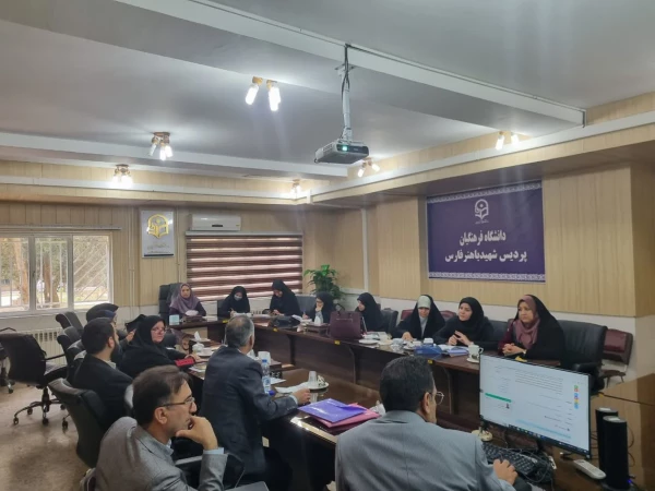 برگزاری سلسله کارگاه های پژوهشی در پردیس شهید باهنر 2
