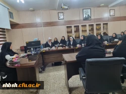 برگزاری جلسه مسئولین با نمایندگان کلاسی از کلیه رشته ها در دانشگاه فرهنگیان پردیس شهید باهنر فارس 3