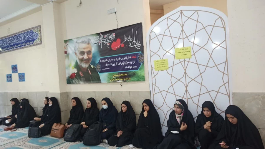 مراسم گرامیداشت یاد و خاطره رئیس جمهور شهید و یاران همراهشان 4