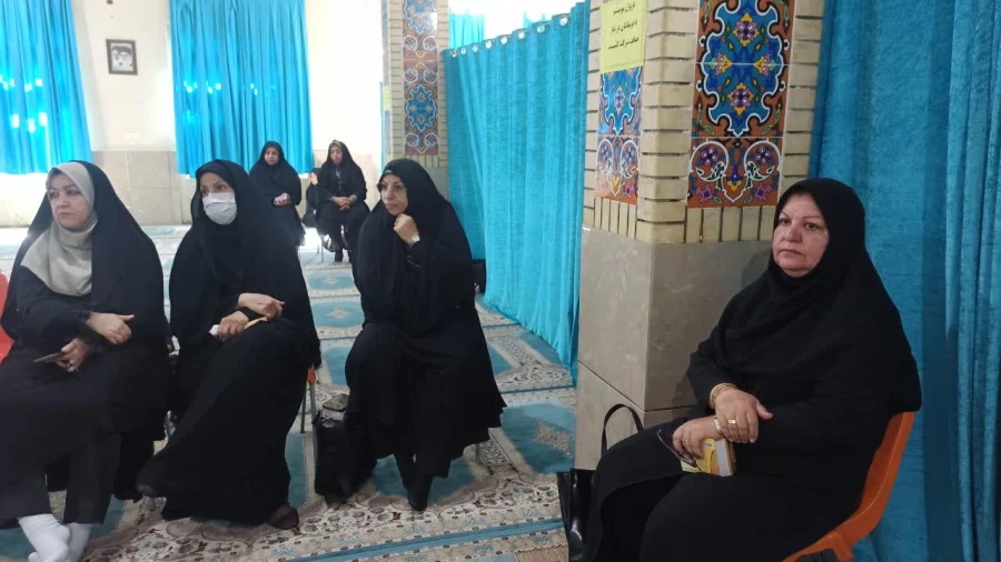 مراسم بزرگداشت یاد و خاطره آیت الله دکتر رئیسی و همراهان ایشان 8