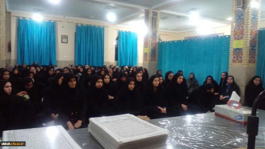 نشست مسئولین پردیس شهید باهنر شیراز با دانشجو معلمان سراهای دانشجویی ستایش و نیایش  2