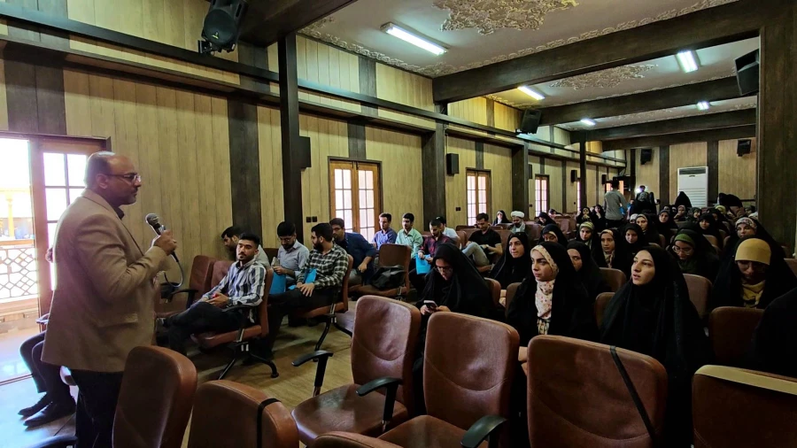 سومین دوره ی طرح حامیم در دانشگاه فرهنگیان استان فارس برگزار شد.  10